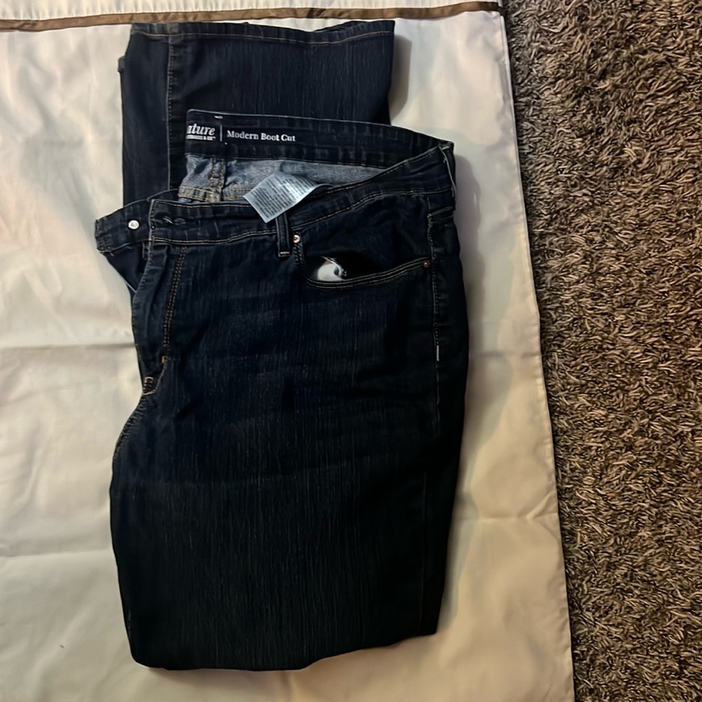 Signature Levi Strauss blue real denim jeans
